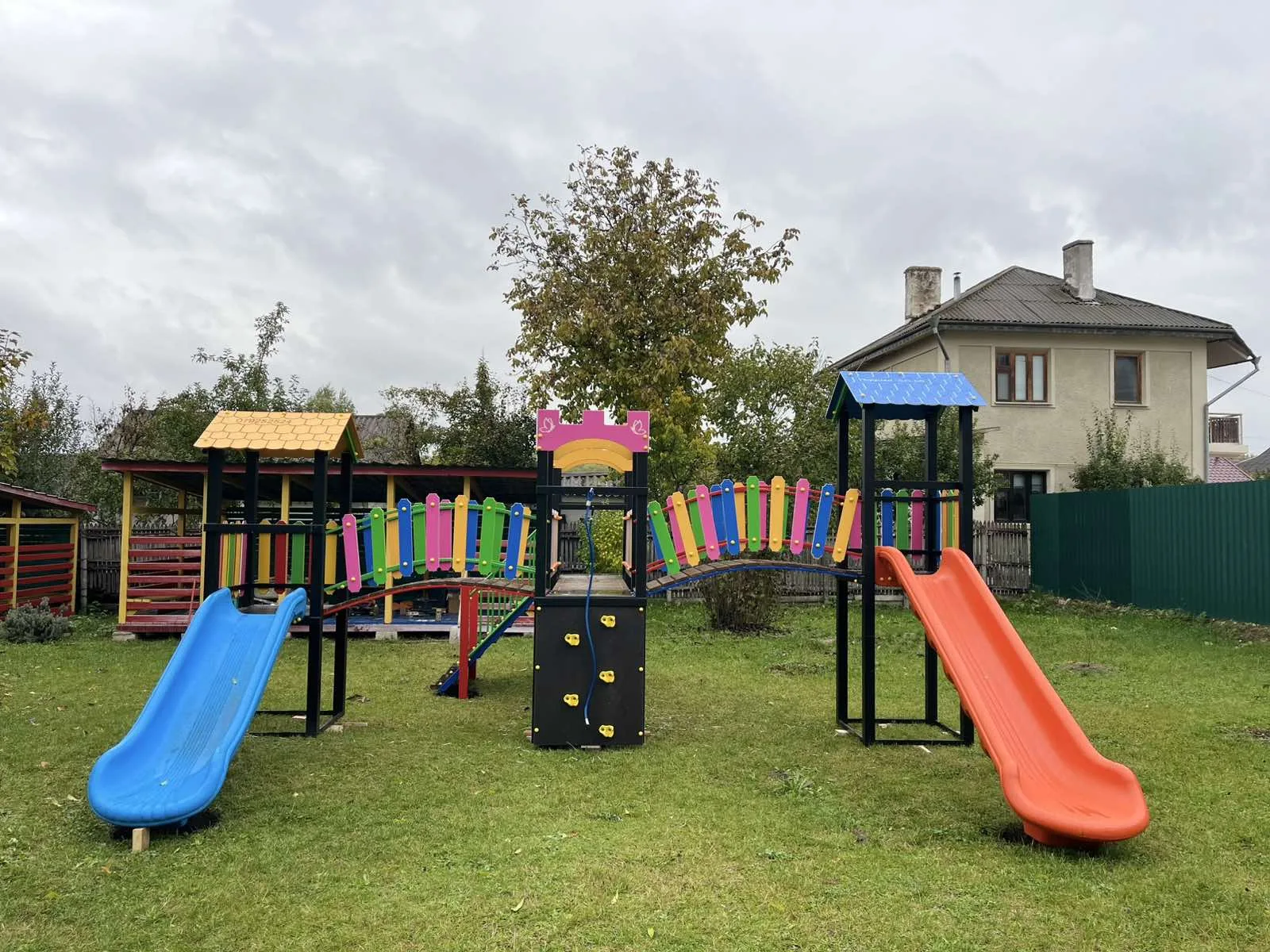 Lucrare Finalizată Teren de Joacă